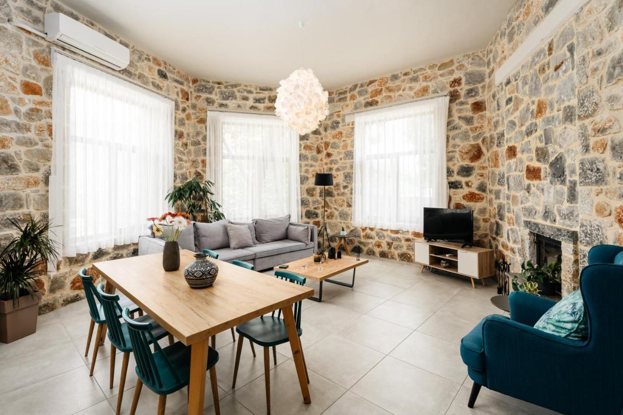 Eumelia Iconic Villa, With Heated Pool & Whirlpool, By Thinkvilla Asi Gonia Kültér fotó